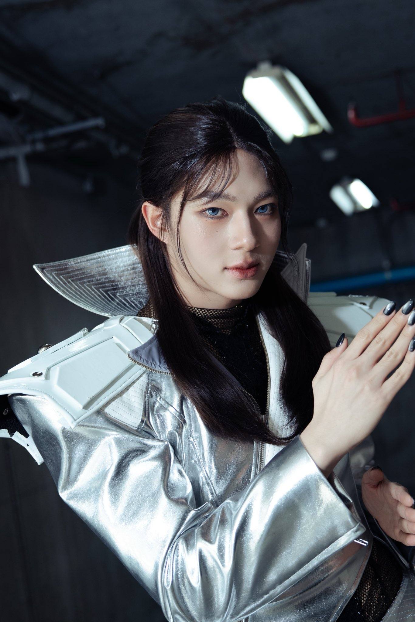 Serving futuristic royalty in every frame ✨🪽 Visuals so sharp