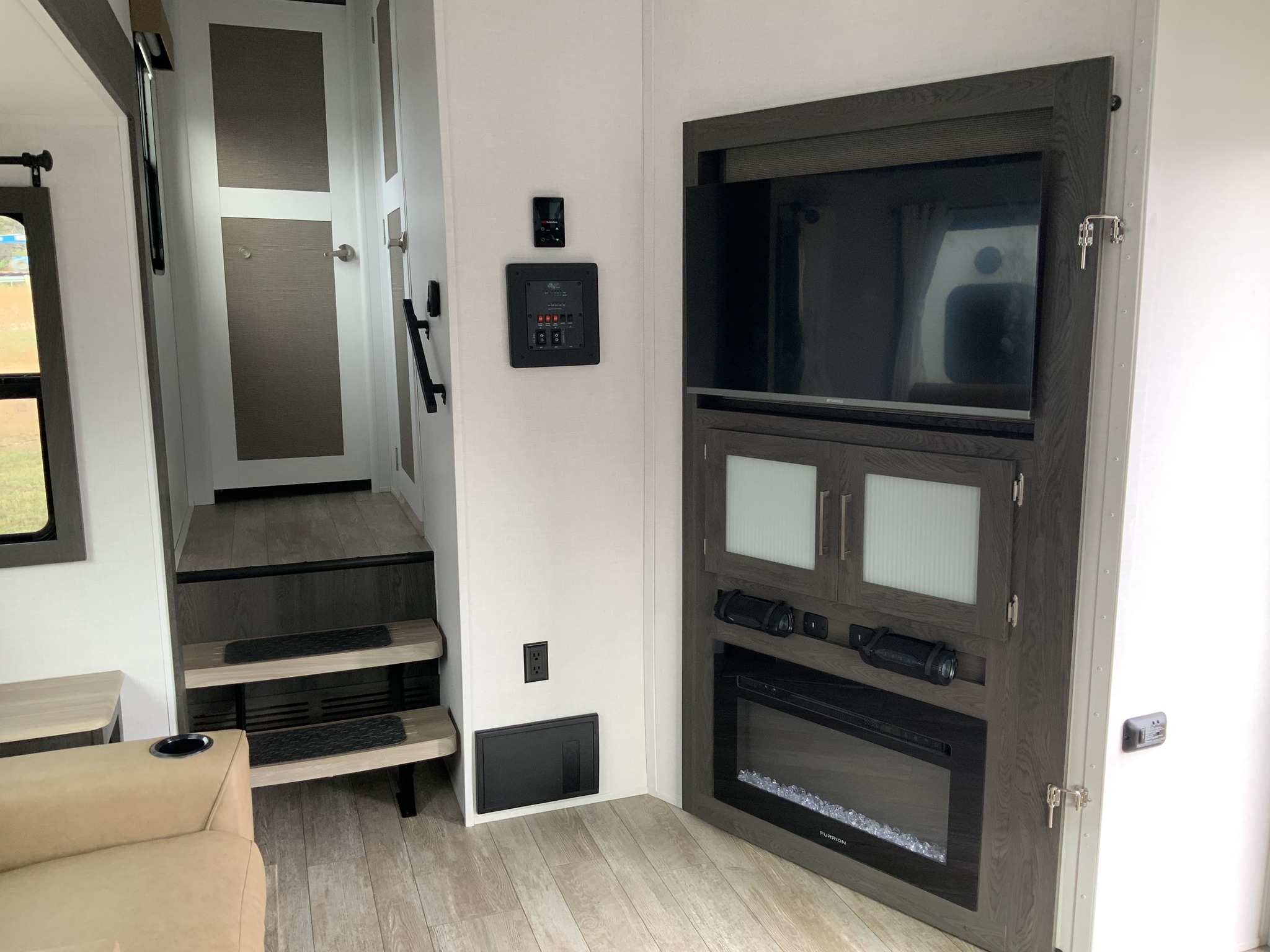 Simcoe County Auto and... - Simcoe County Auto and RV Outlet