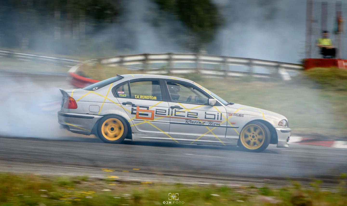 Elite Bil Racing team