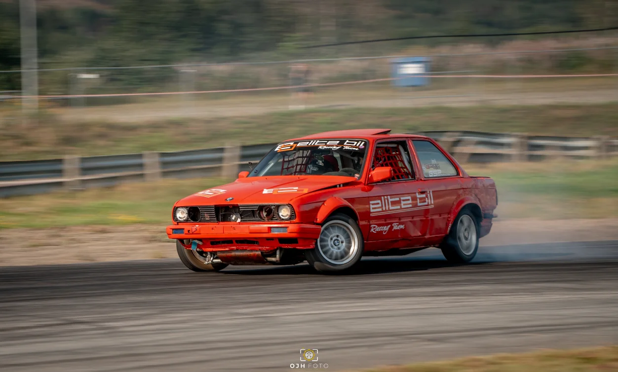 Elite Bil Racing team