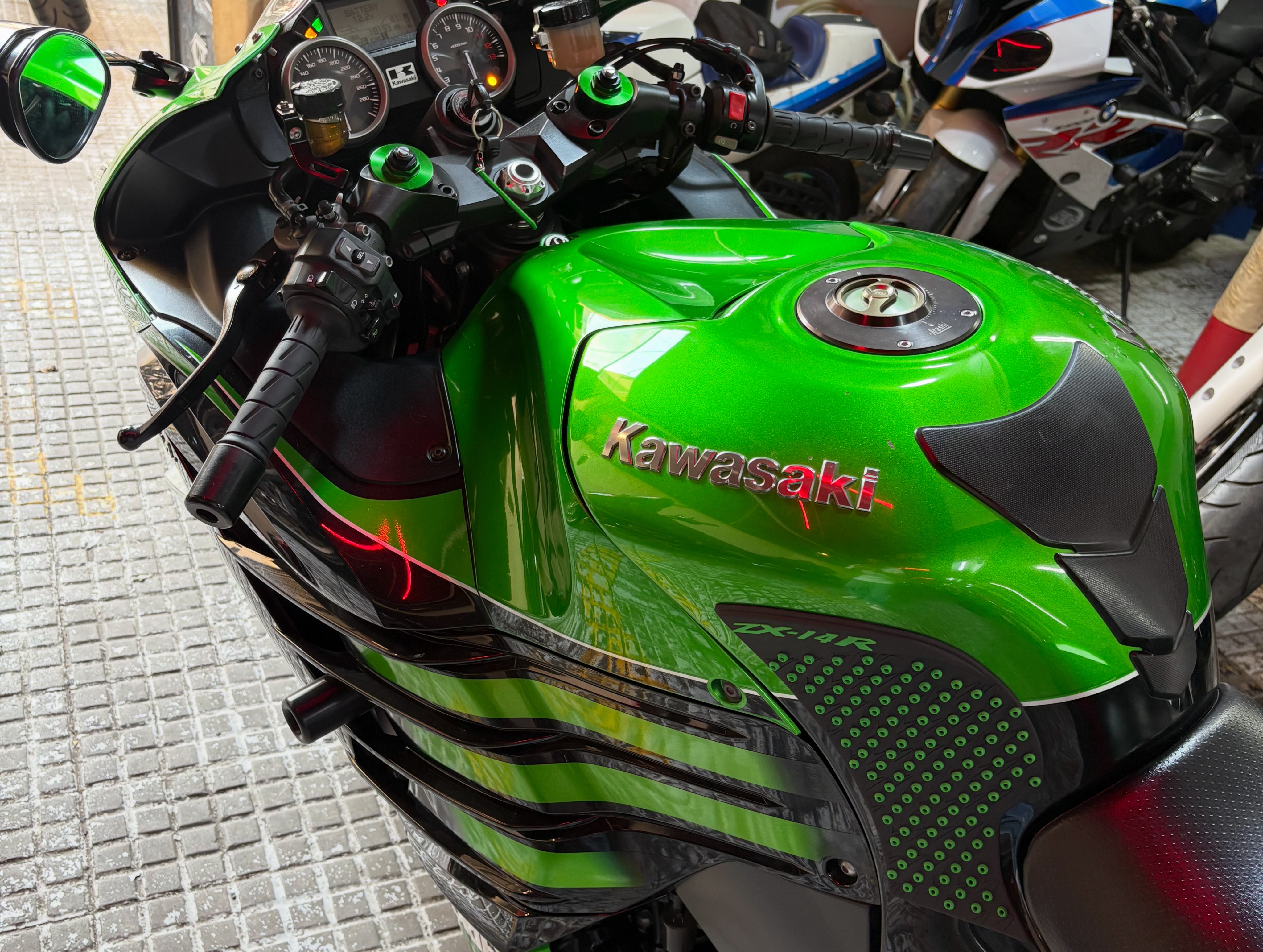 KAWASAKI ZX14R 2016 🥷 18000 KM
