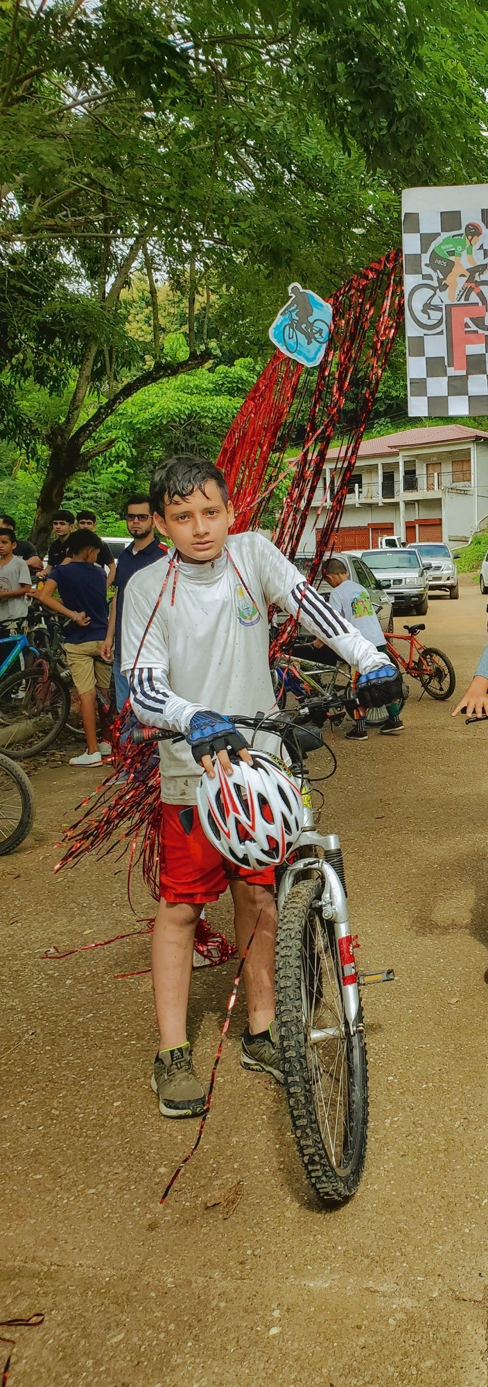 CEM - 🚴‍♂️ ¡Orgullo CEMG Juan Lindo! 🚴‍♂️ Destacamos a nuestro ...