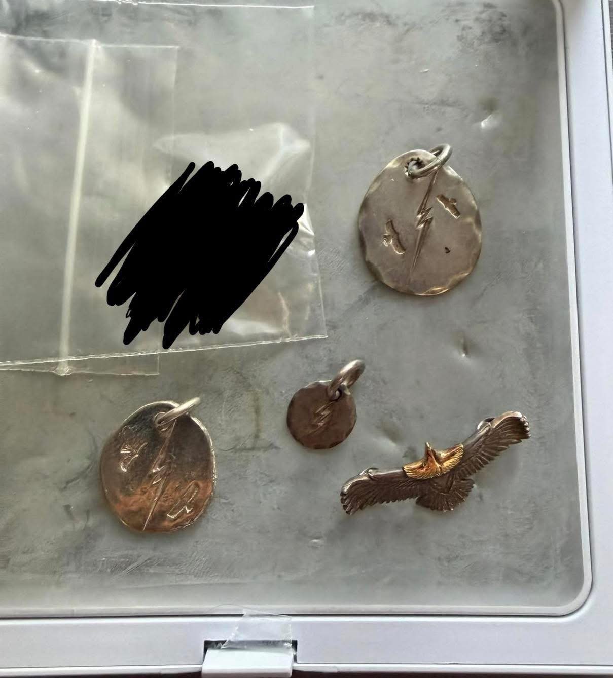 鷲見太郎上金先金羽M 齊盒購自Vinavest $8000 面交有意pm