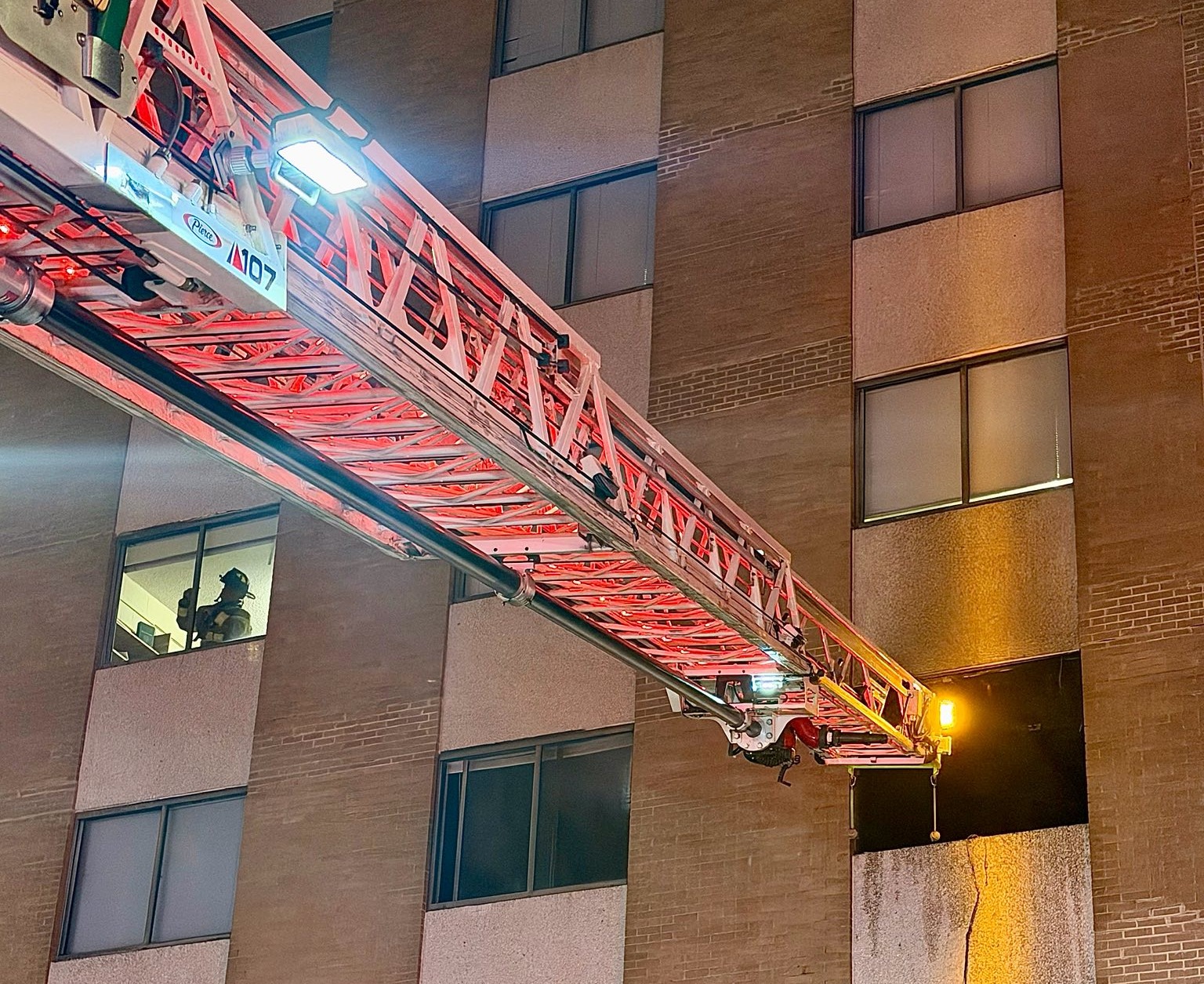 Legeros - Raleigh working. That's the business end of Ladder 1 and ...