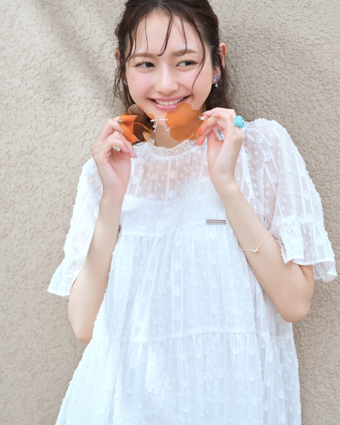 2026 SUMMER COLLECTION feat.Shiori Kato ラメ入りのシアー素材がキラ