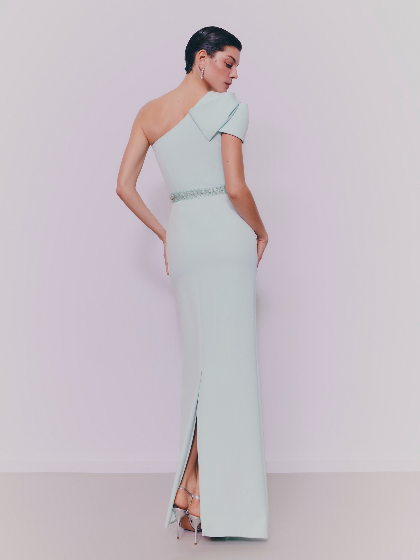 green emerald velvet dress Used Pronovias Seychelles