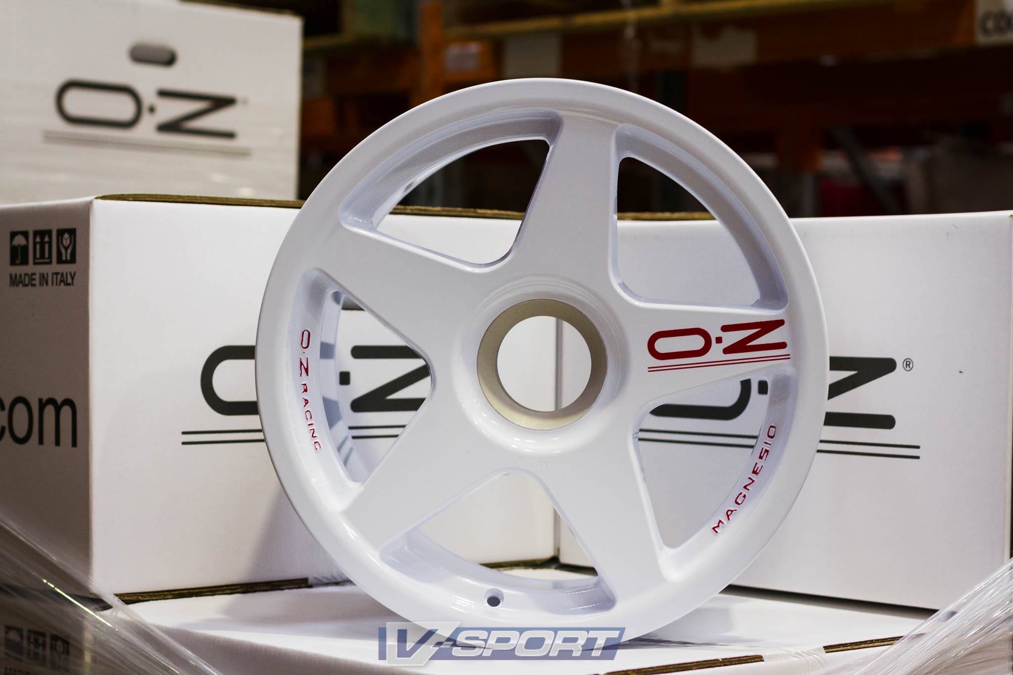 Anyone have wheels on N, with et38 and 8.5j wide ? OZ superturismo 