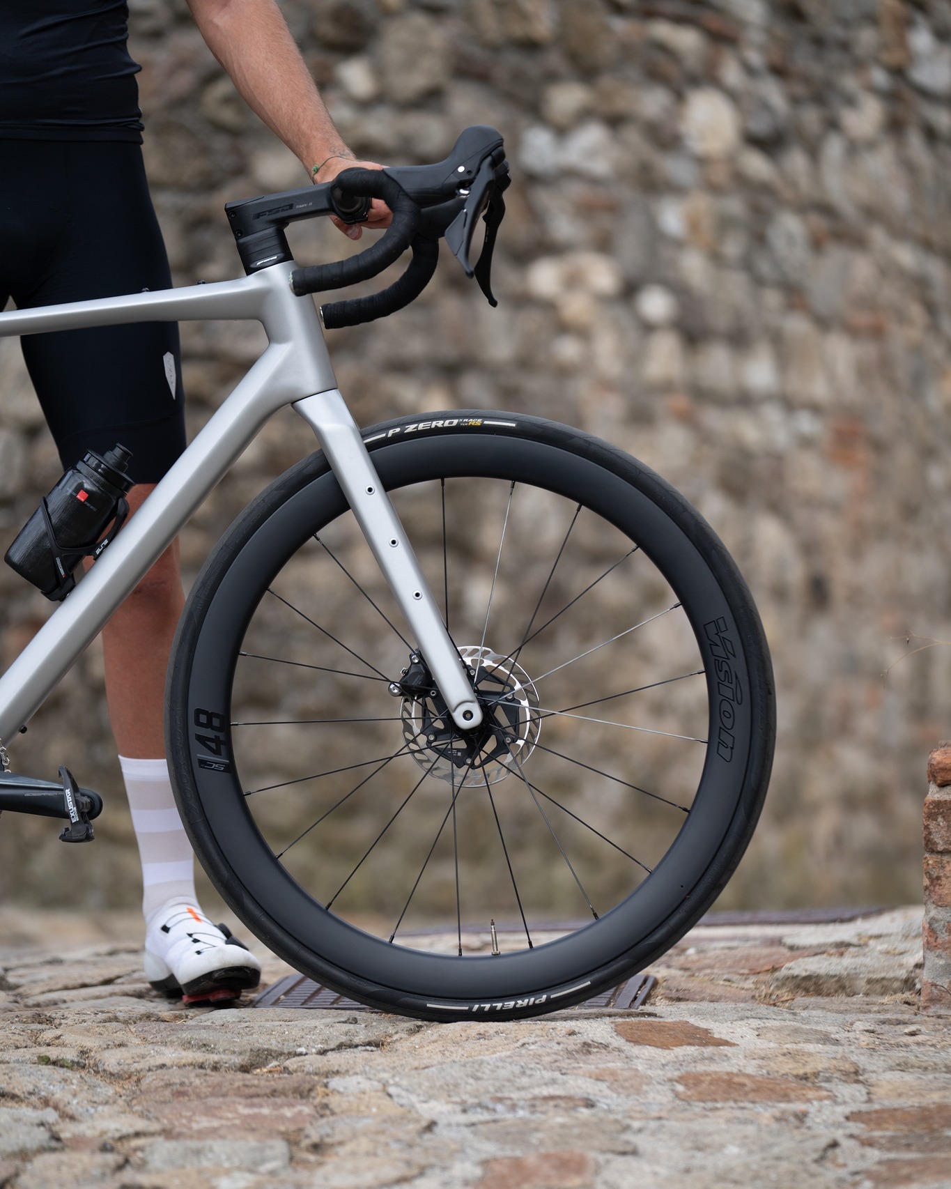 Windwave - Meet the new Vision SC48 i25 – a carbon aero... | Facebook