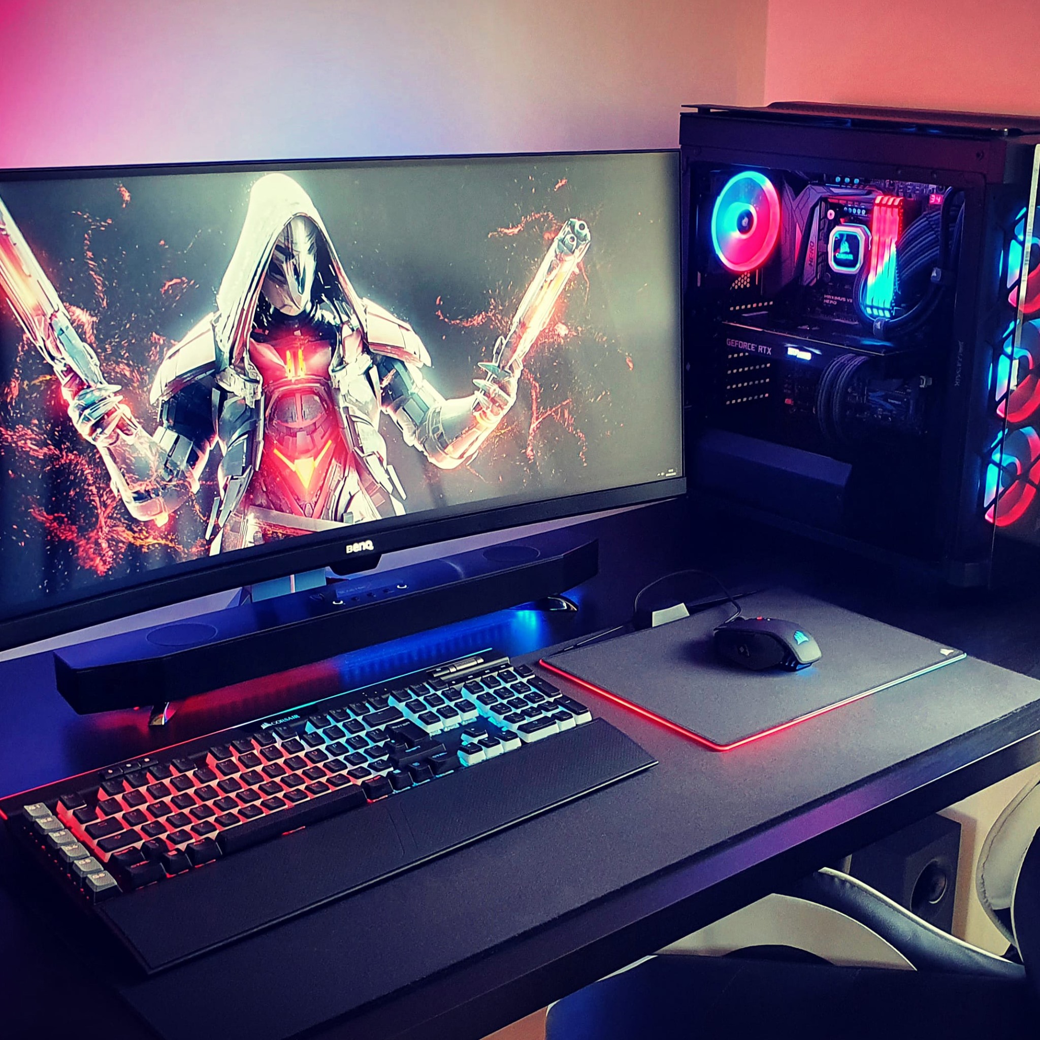 Corsair - Seberapa sering kamu mengganti background...