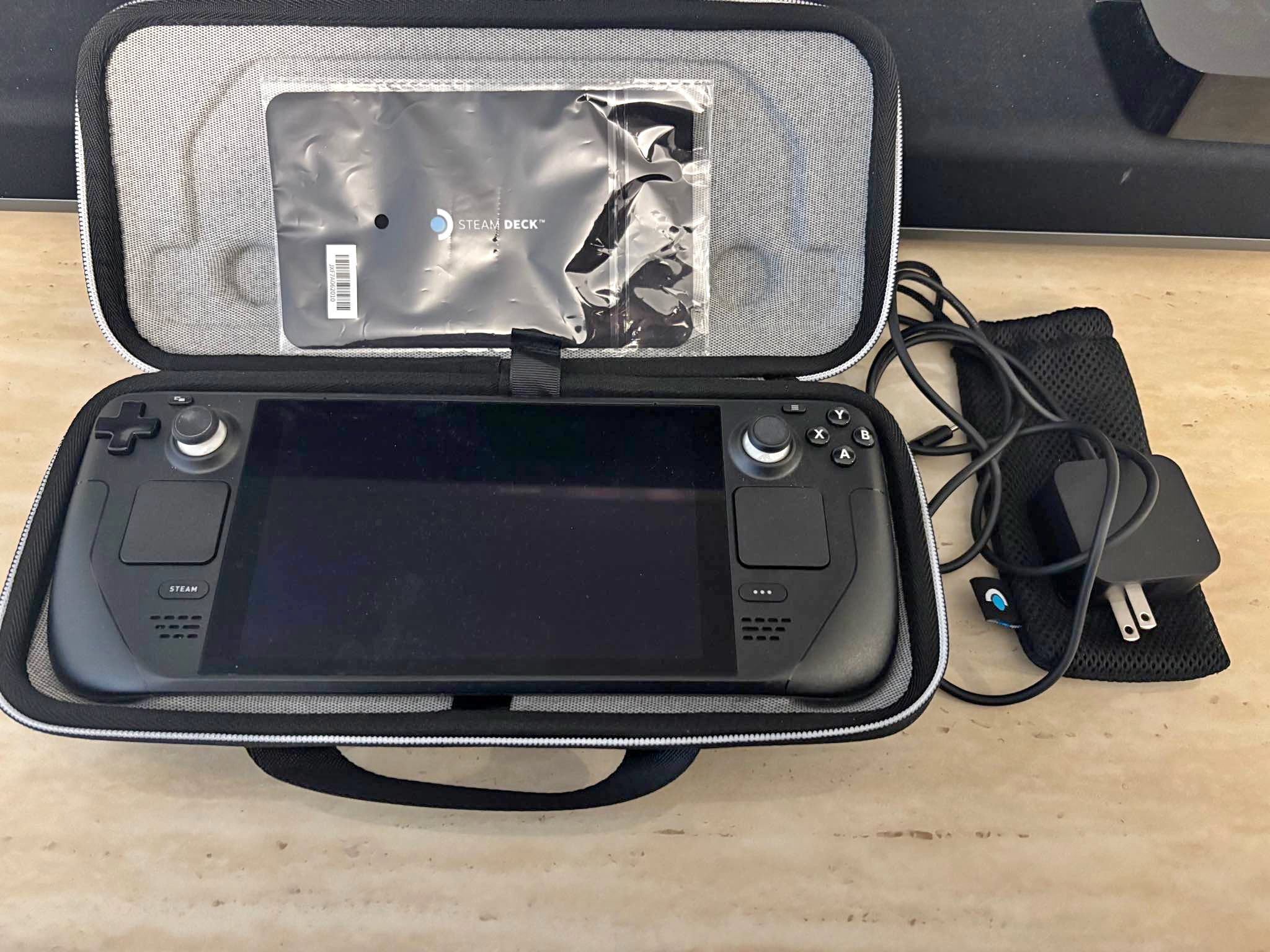 Steam Deck 512GB LCD - Video Game Consoles - Edmonton, Alberta 