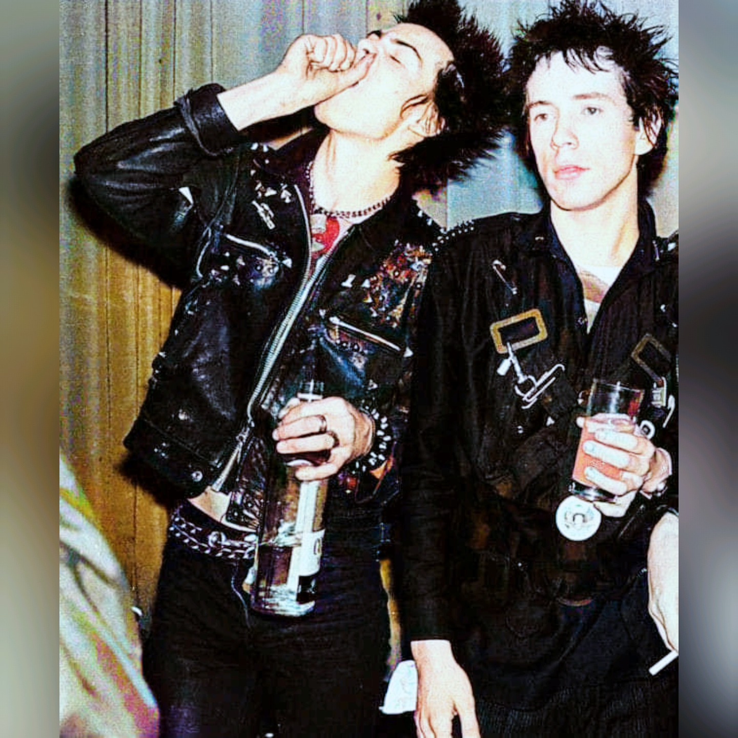 SID VICIOUS & JOHNNY ROTTEN Sex Pistols
