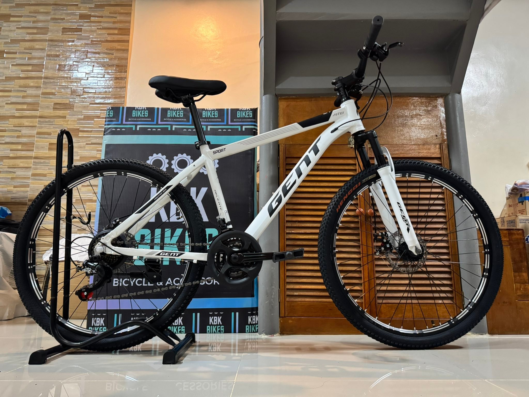 KBK - FOR SALE! BRAND NEW! 🔥🔥🔥 GENT MTB (26ER) SPECS: -ALLOY FRAME 6061 ...