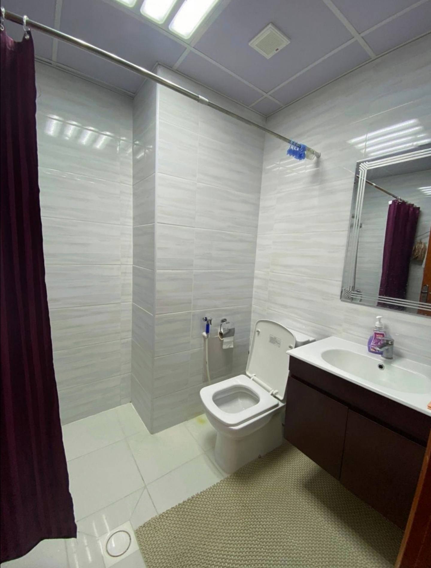 Bed Space Partition Room for rent in Al Rigga Dubai Group Rana | Facebook