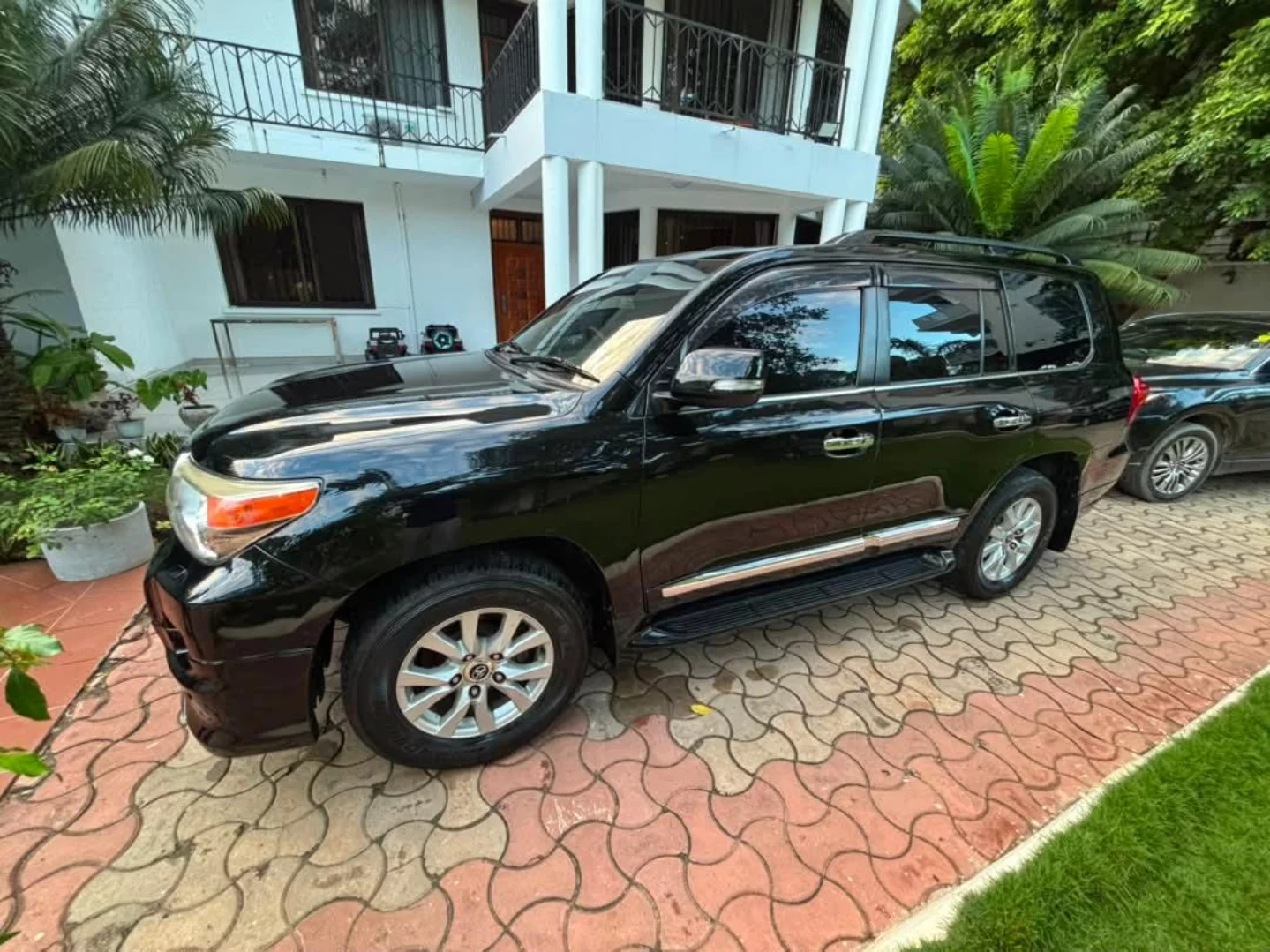 TOYOTA LANDCRUISER ZX USAJILI DDG MILEAGE 56,000KMS AUTOMATIC