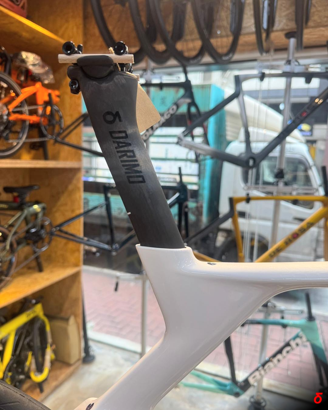 Darimo carbon fiber seat post for Factor OSTRO VAM 2.0 superbike