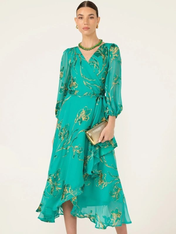 the lorelei ruched bodice dress Lorely Midi Vanilla Strapless maxi dress with ruched bodice detail in lemon in a silk touch fabric with a luxurious sheen. Lorely Ruched Bodice Twist Strap