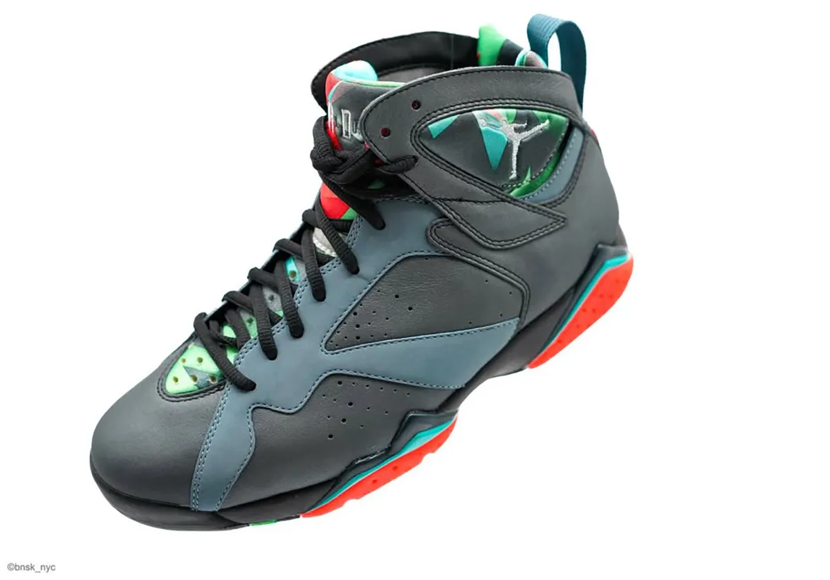 An Alternate Air Jordan 7 “Barcelona Nights” Sample Has Just Emerged