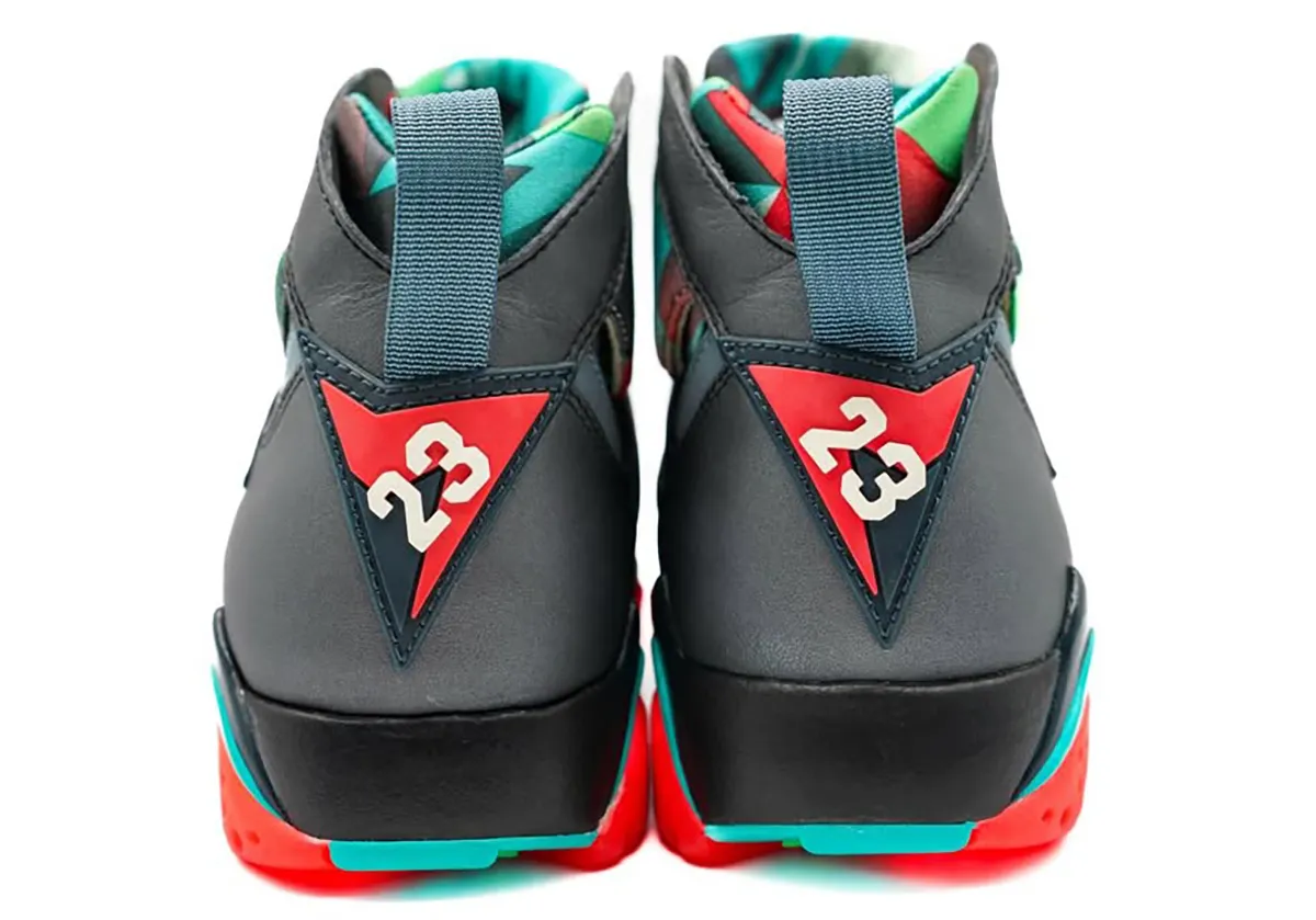 An Alternate Air Jordan 7 “Barcelona Nights” Sample Has Just Emerged