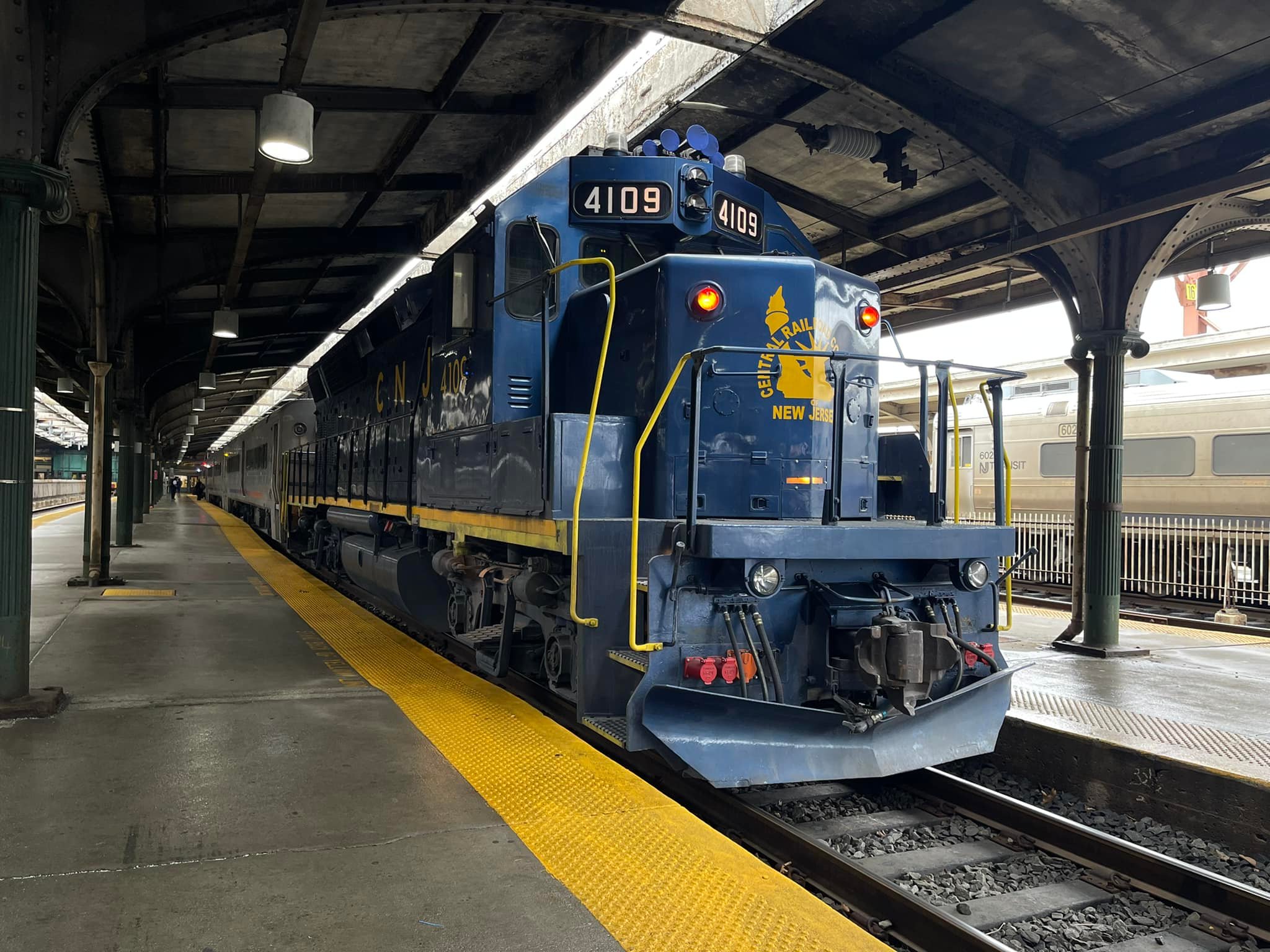 NJT #4109 Just arrived in Hoboken and will stay here till 2:40pm