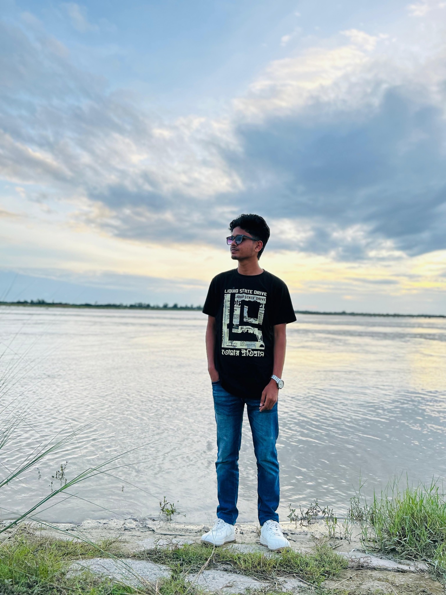 Sayed Khan
