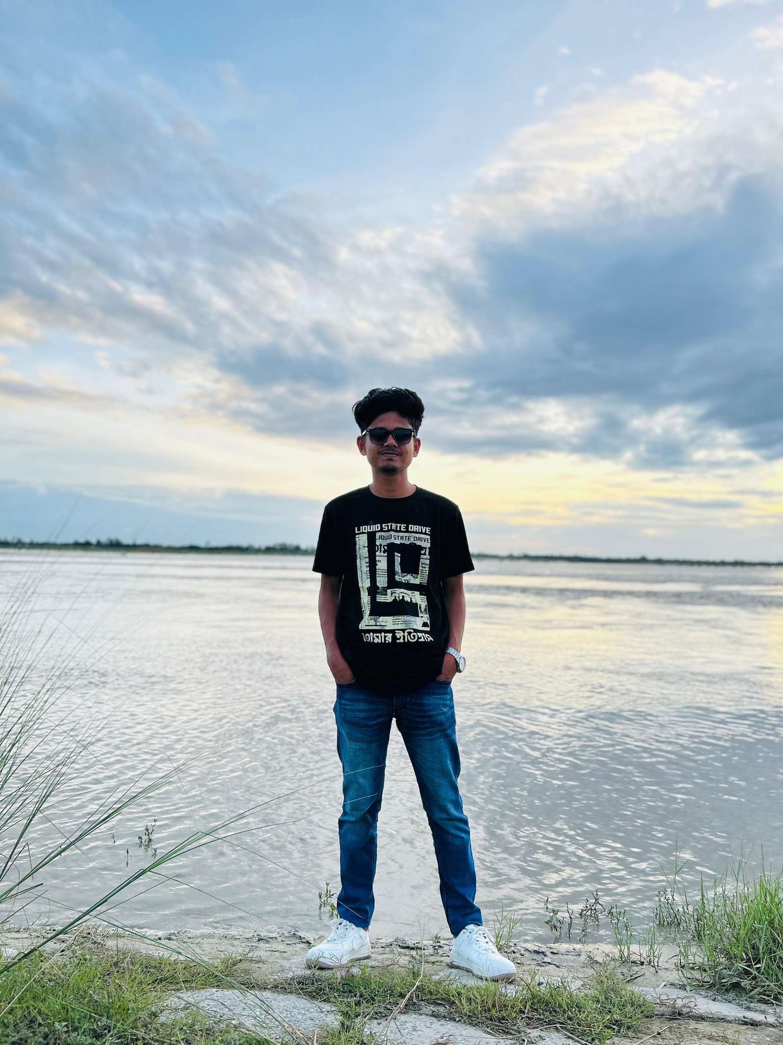 Sayed Khan
