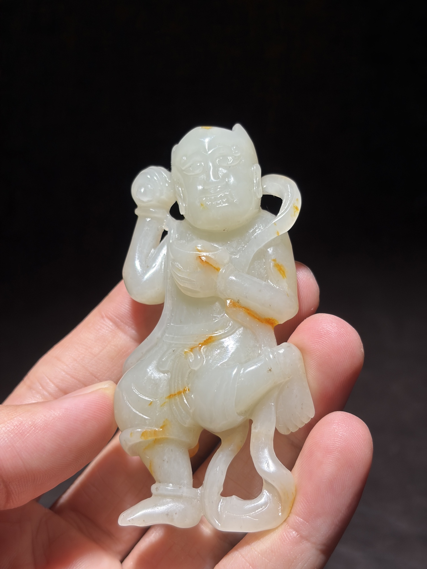 清和田玉魁星點斗尺寸:8.2×3.9×2cm 重量70g