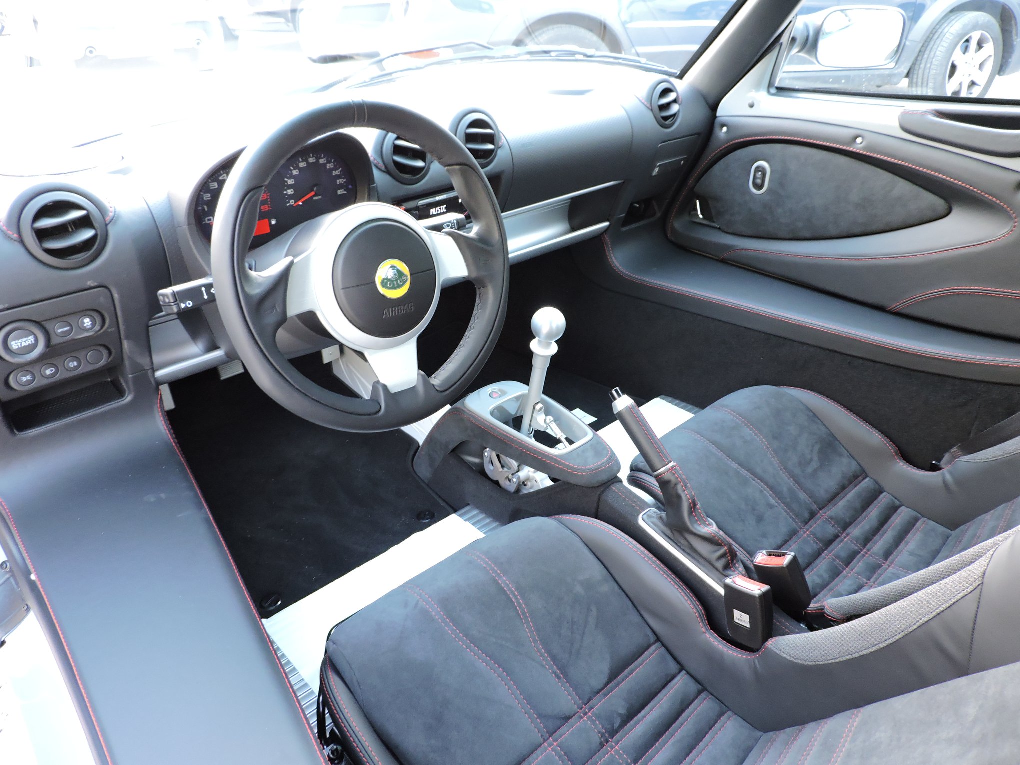 NEW LOTUS ELISE 220 SPORT. VORTEX GREY PAINT. More info: 344