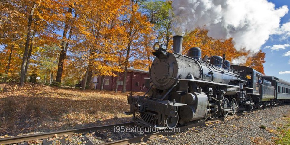 I-95 fall foliage road trip from New Jersey to Massachusetts