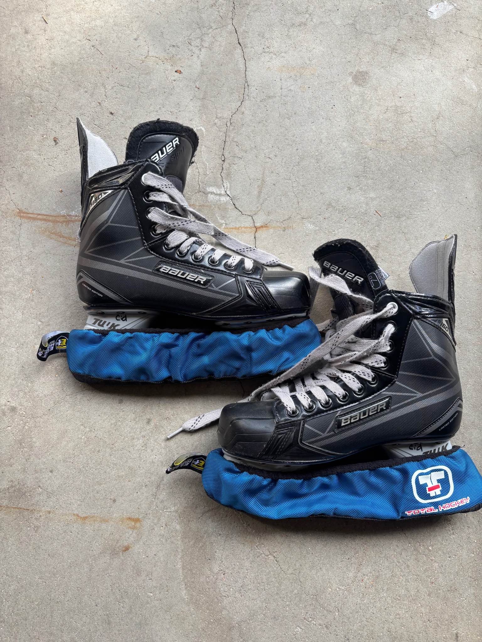 Bauer s160 Limited Edition stainless Hockey Skates Size 8.5 new 