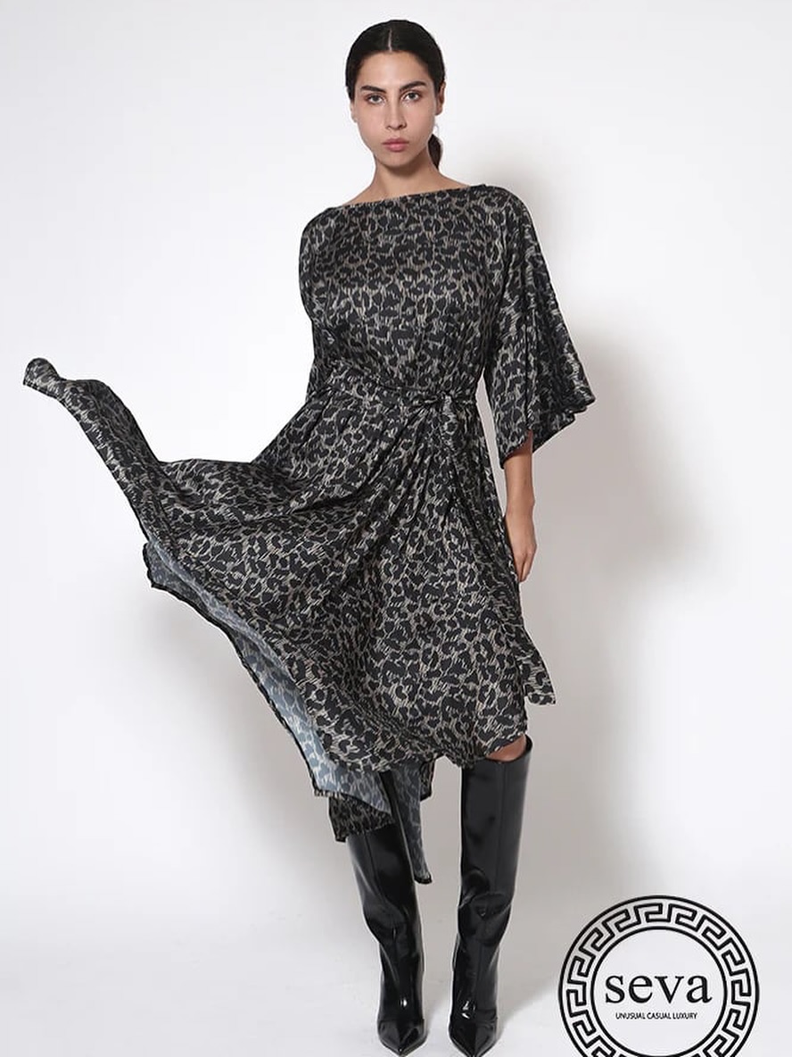 tinyurl.com/57td8nhz https://seva.fashion/products/aw-24-se-071-dress Find all our AW dresses here ! SEVA Unusual Casual Luxury
