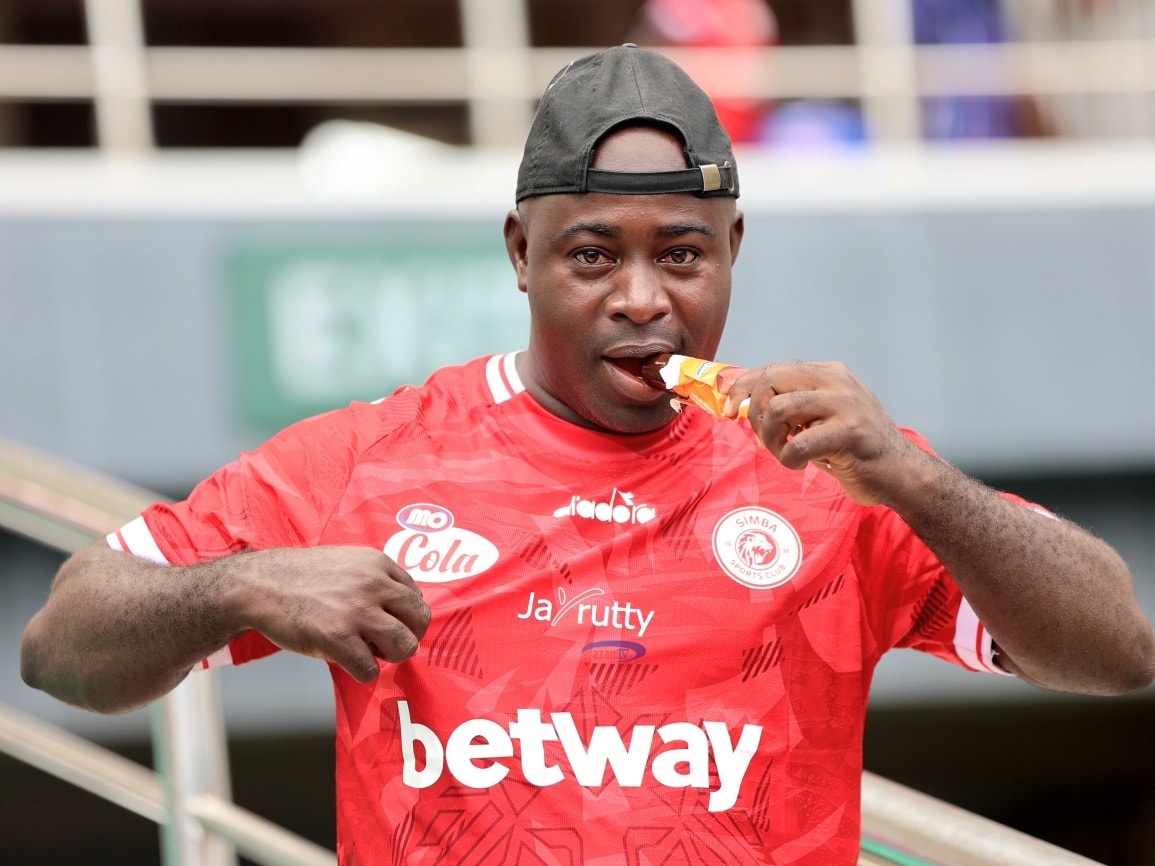 AzamSports - SIMBA DAY 2025 I 'Uzi' mpya alafu unapaburudika na ice ...