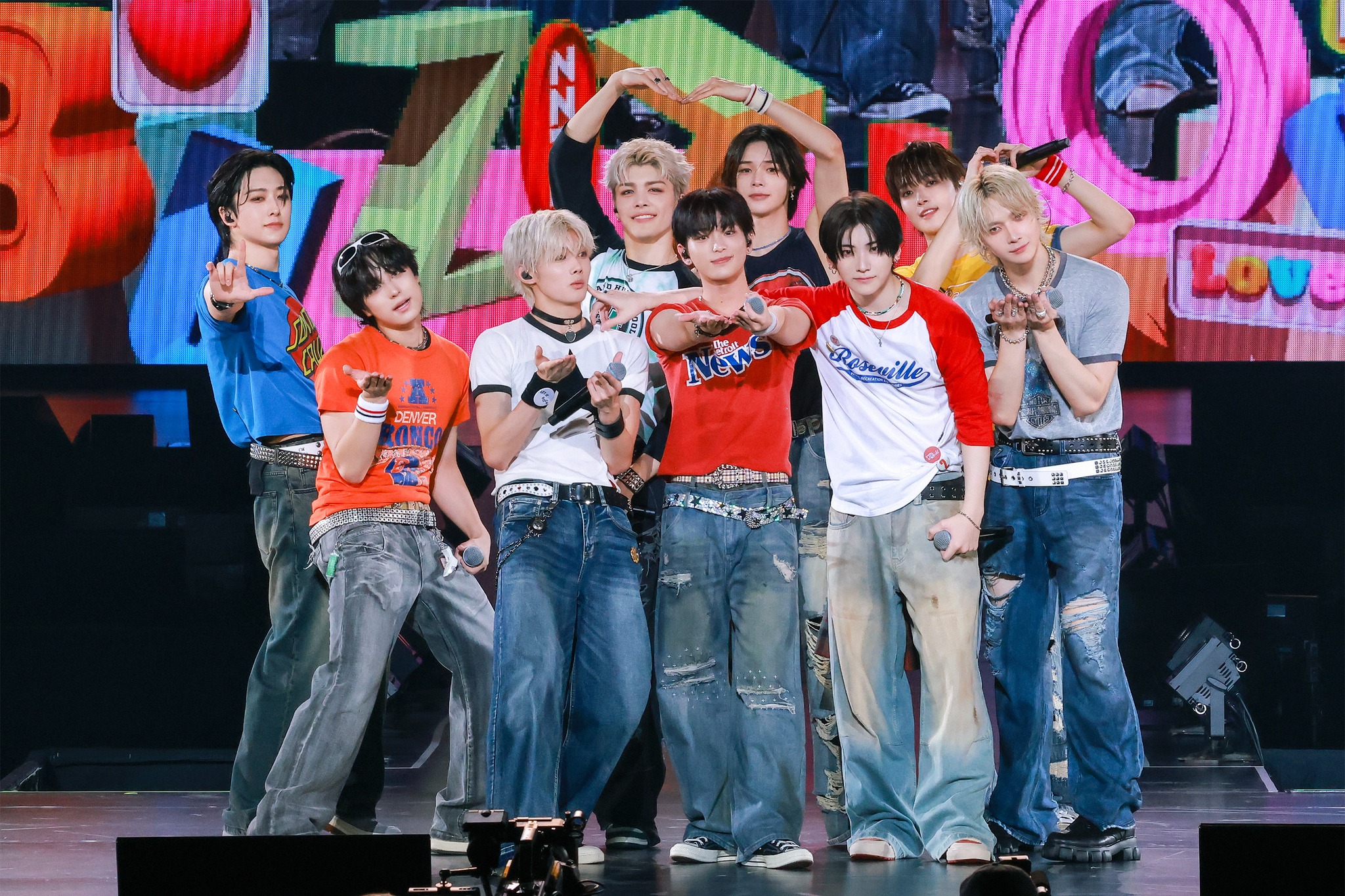 Jo celebrates &Team's debut in Korea with Back to Life song