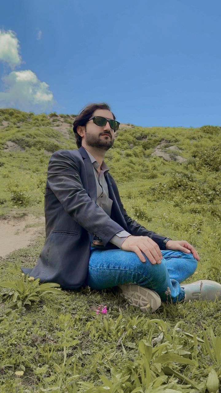 Singer Fiaz lashari