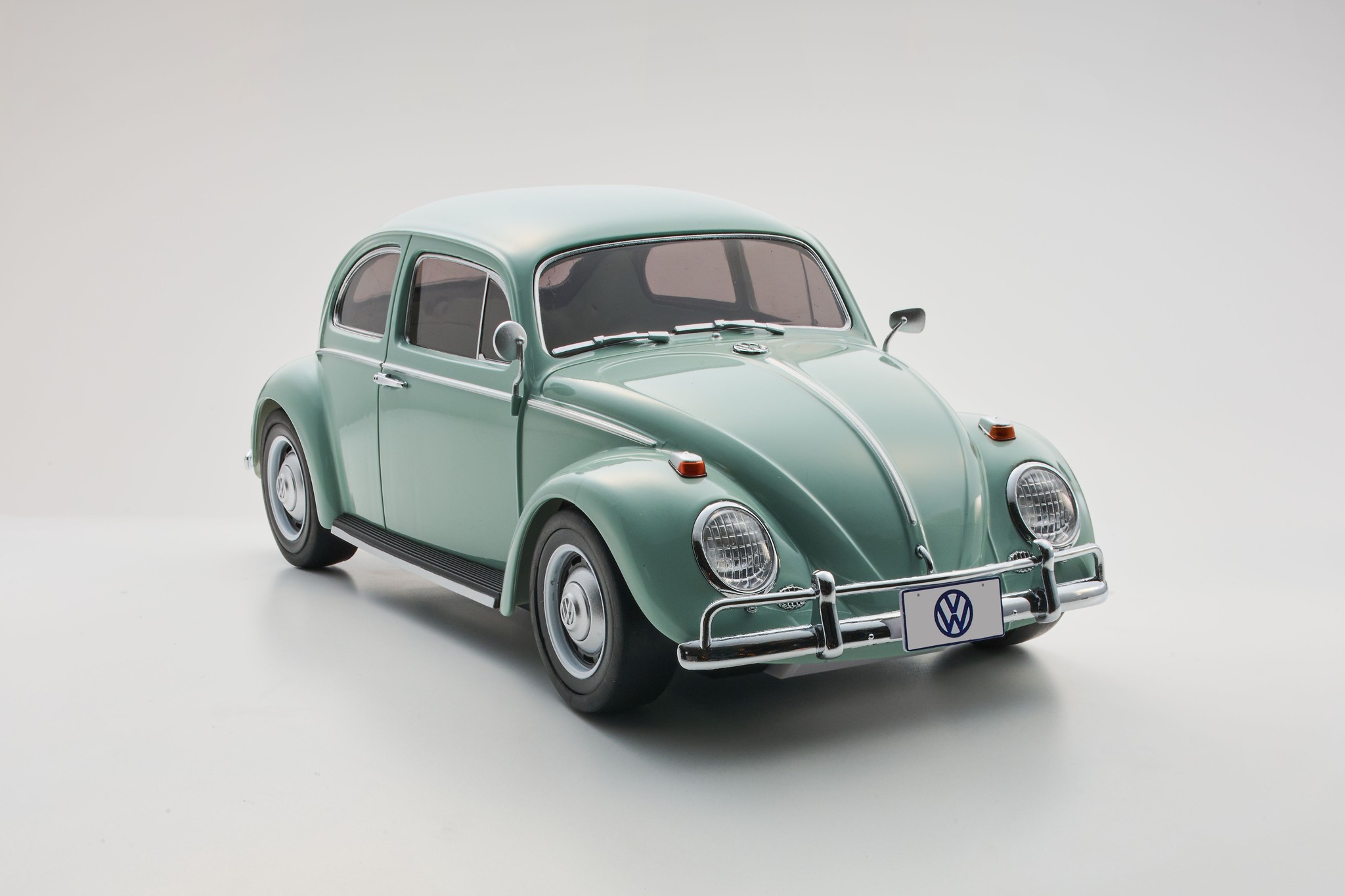 More detailed pics of our NEW Volkswagen Beetle 1996 Mini-Z