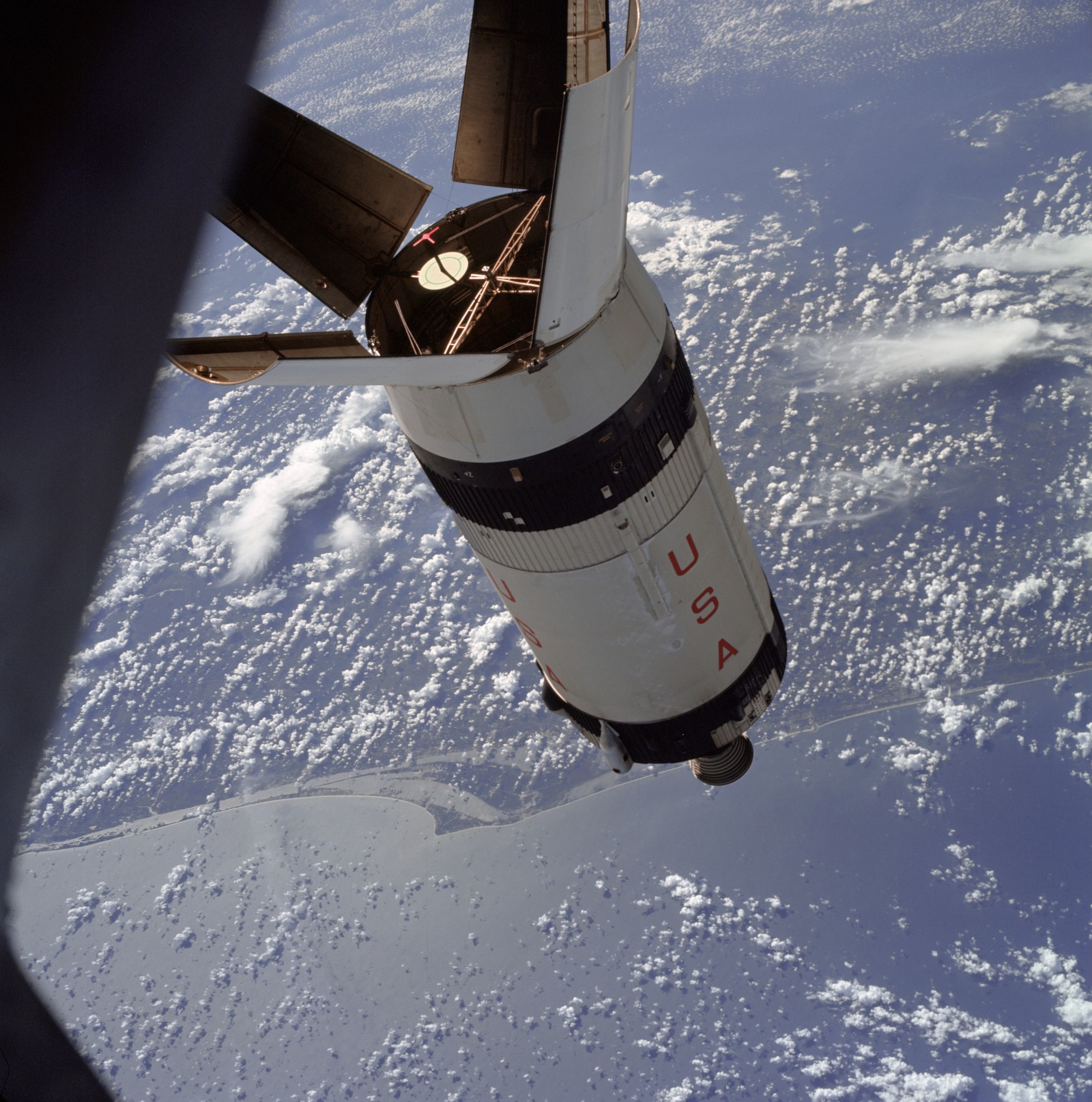 The Apollo 7 S-IVB rocket... - The Worlds of David Darling | Facebook