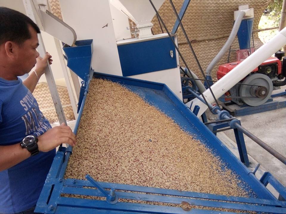 Pinawa Rice Mill... - Municipality of Tobias Fornier, Antique