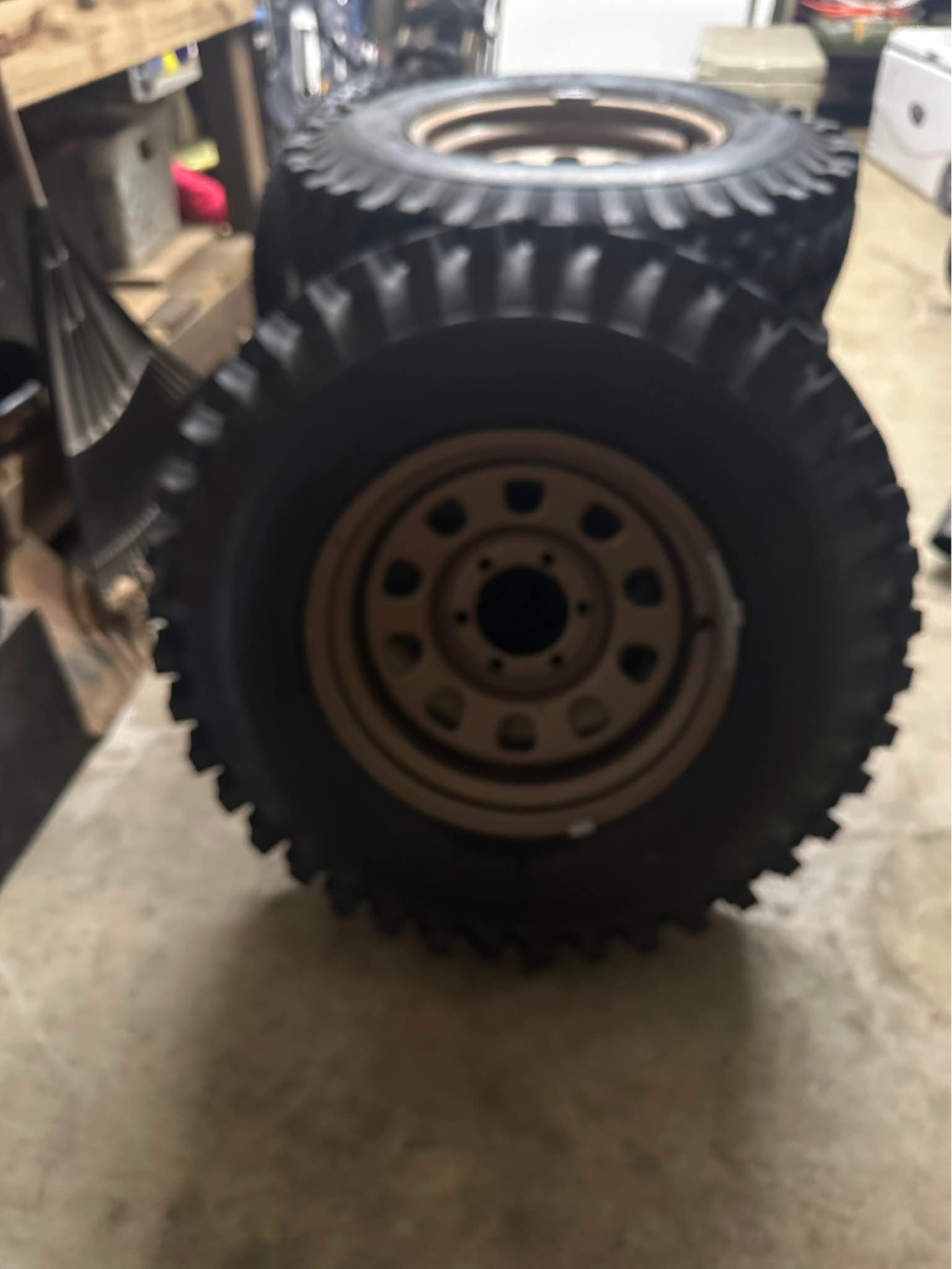 4 new P78/16 Buckshot Mudders on new rims ! (6 x 139.7mm) bolt pattern ...
