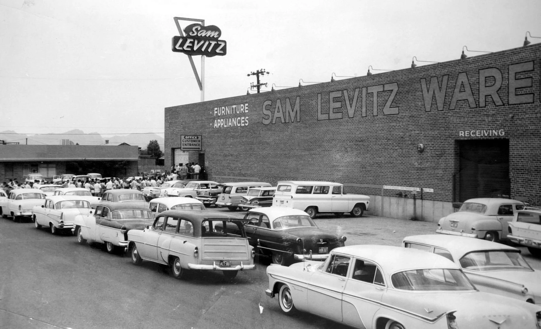 Arizona - Throwback Thursday: Sam Levitz Furniture Company Sam Levitz ...