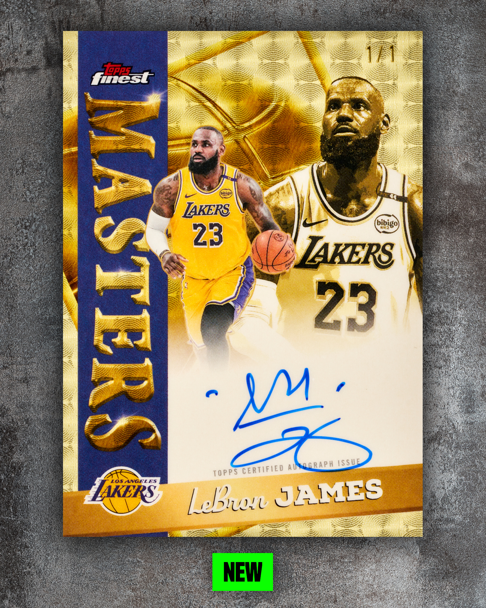 EXCLUSIVE: LeBron James has officially changed his autograph ??