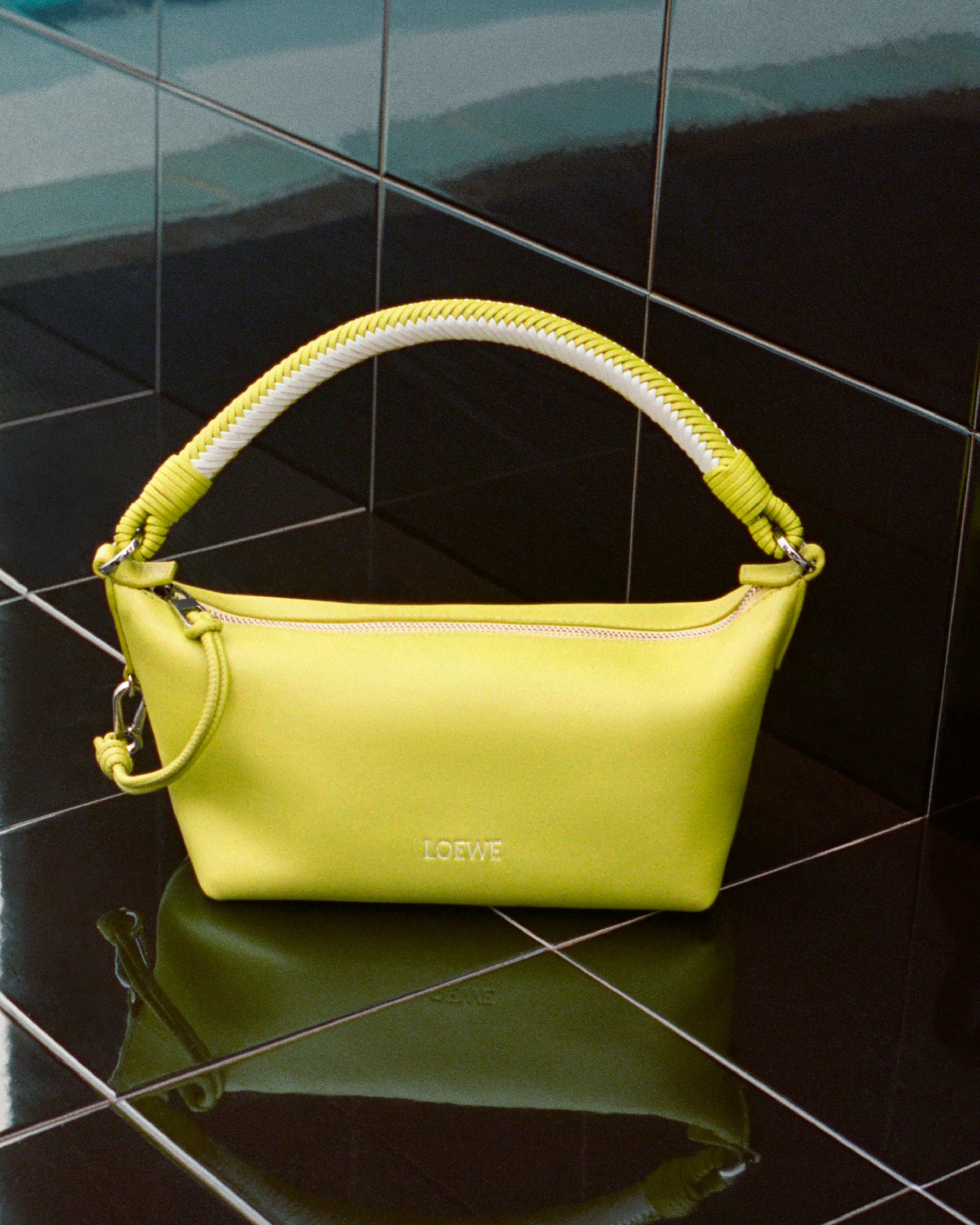 LOEWE - Eye/LOEWE/Nature Fall Winter 2020 tote bag crafted from 