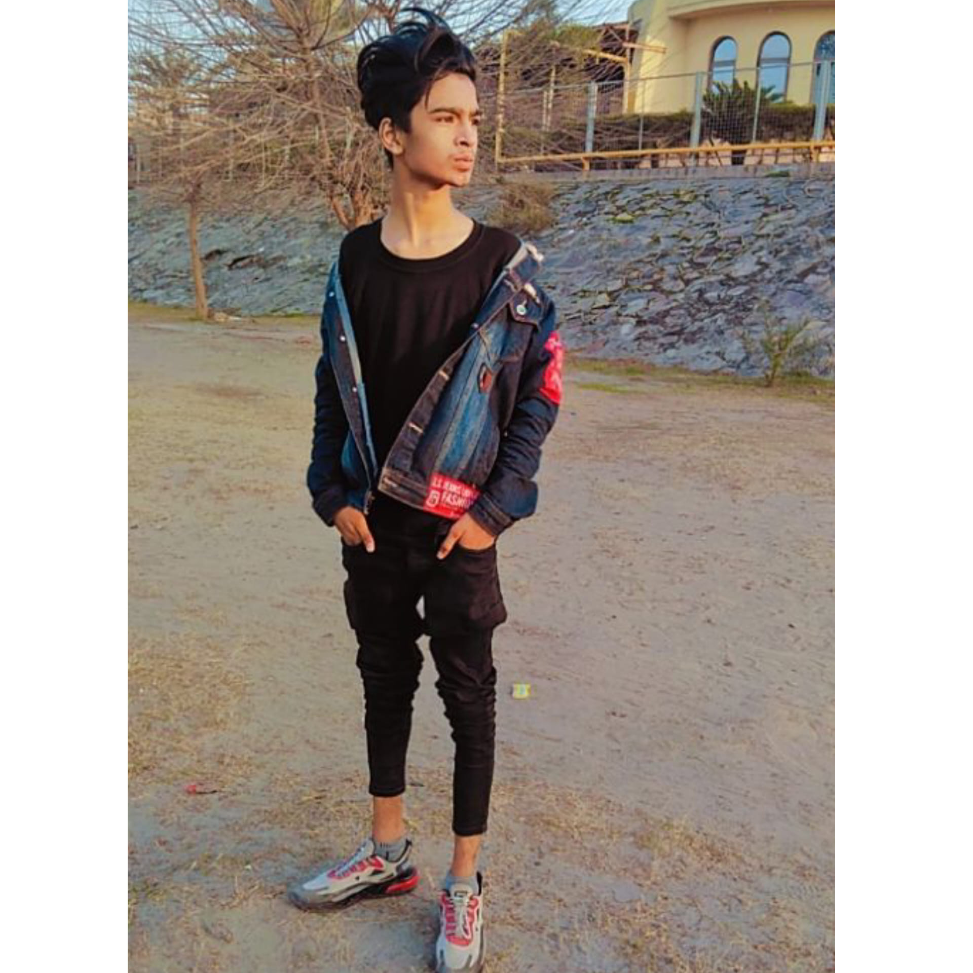 XtyliSh King