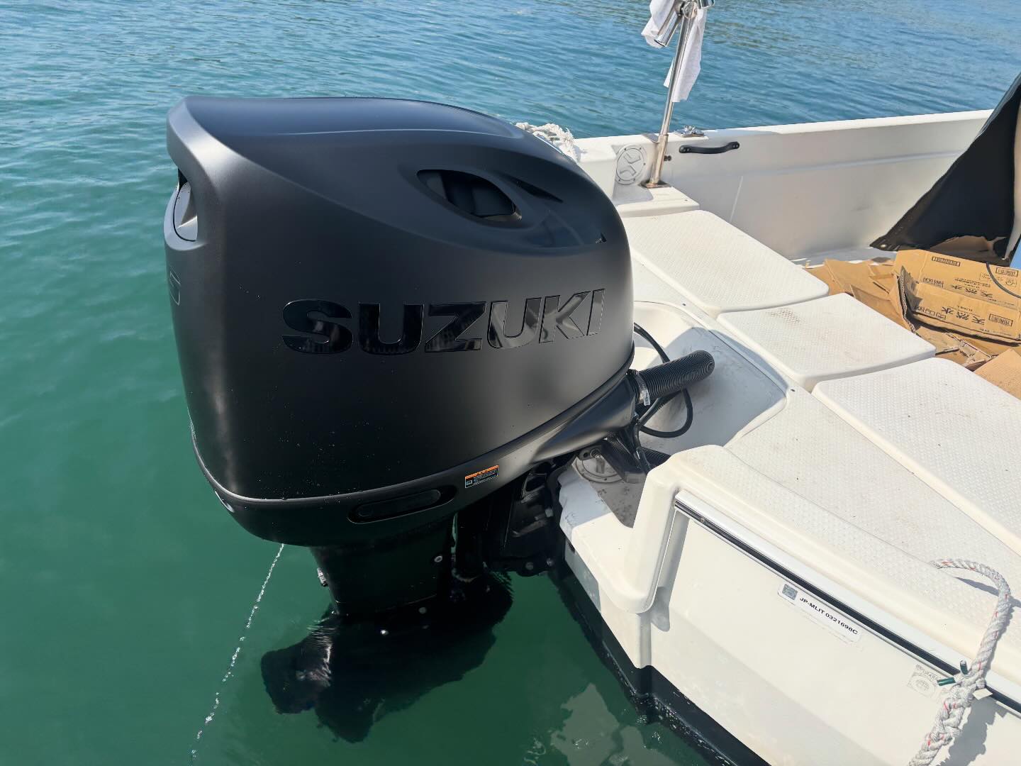 商品情報】 船外機を載せ替えました⚓️✨ 今回は 他社90馬力 