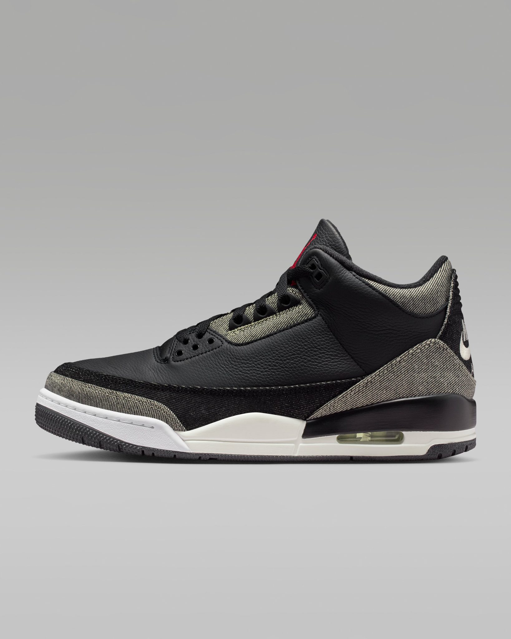 Official images of the 2026 Levi's x Air Jordan 3 SP “Black and