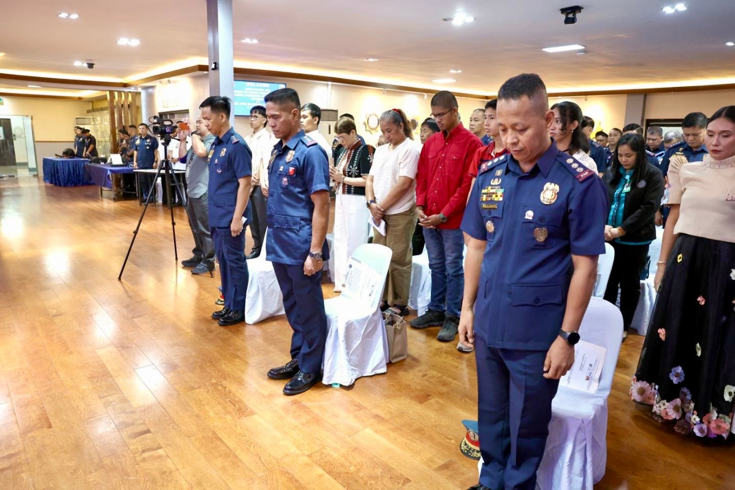 Philippine - LOOK: Philippine National Police (PNP) Chief, Police ...