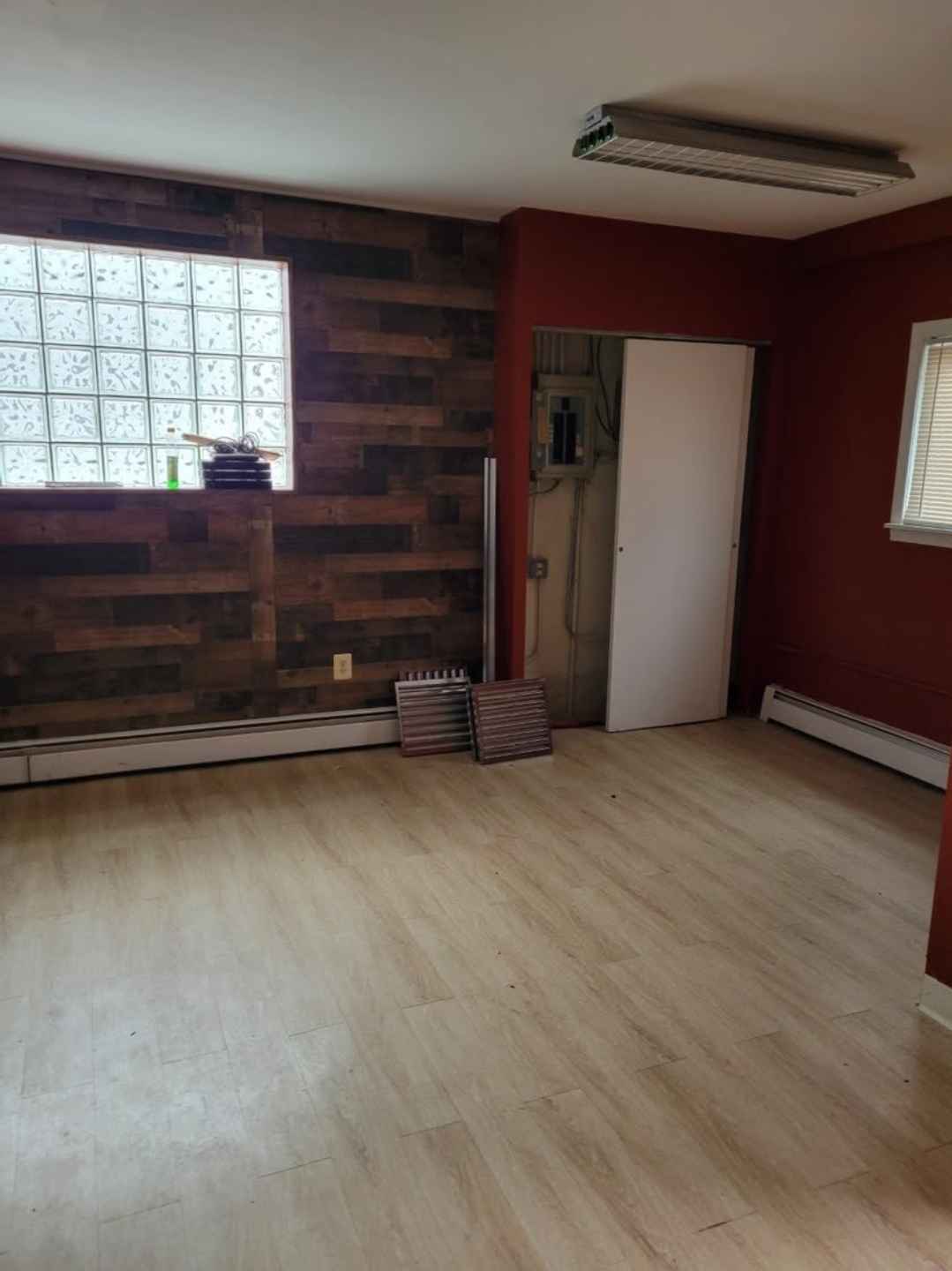 Office/Retail for rent - Property Rentals - East Hartford, Connecticut ...
