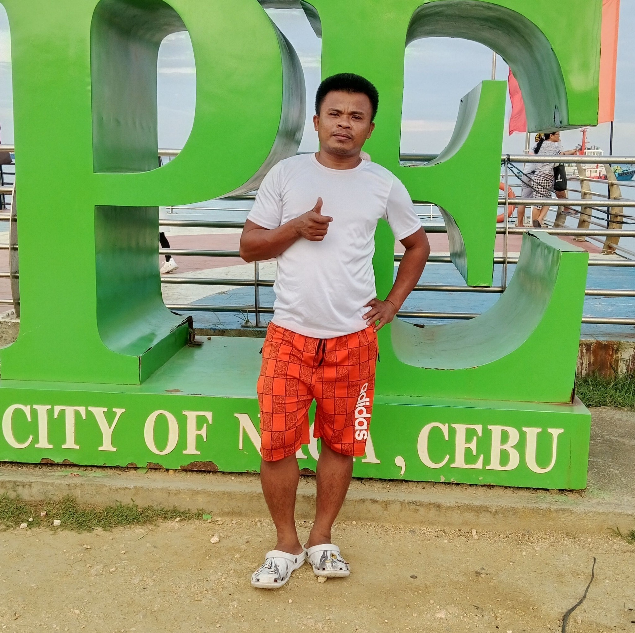 I feel more comfortable this way...... #EVERYBODY #MustWatch # ...