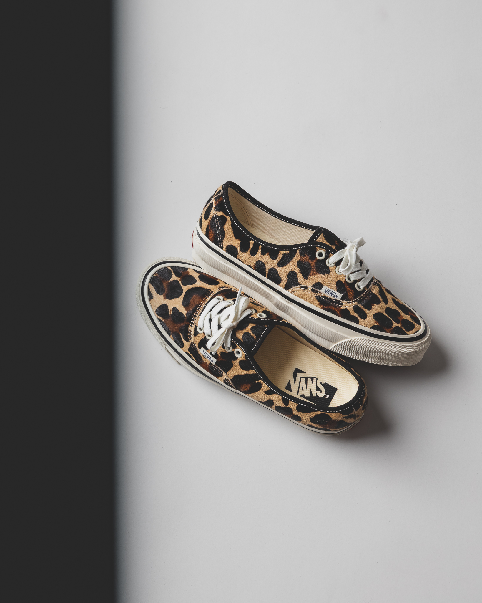 New in: Vans LX Authentic 44 Marshmallow / Leopard Shoplink: https 