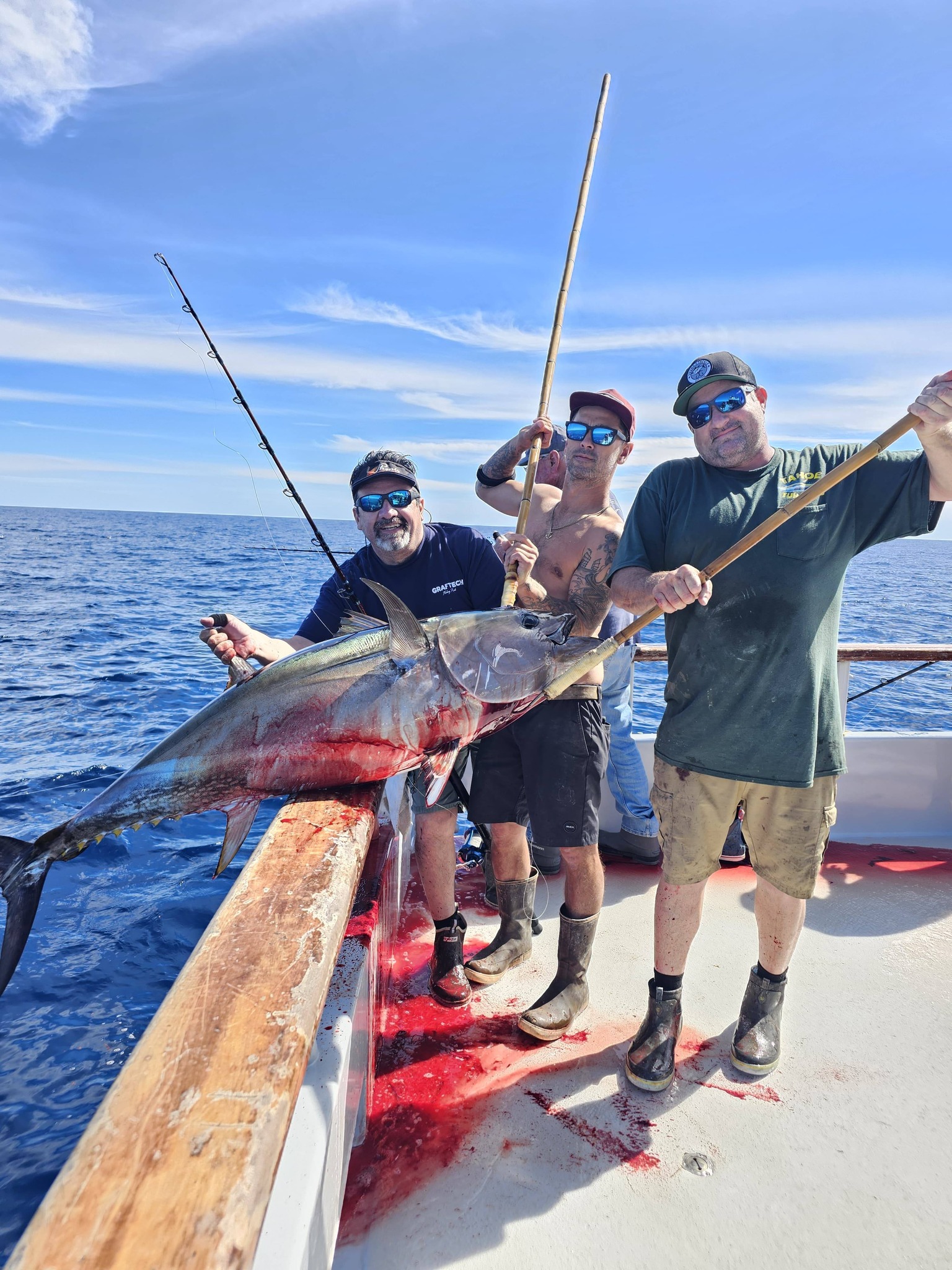 big tuna fishing with rod and reel 130lb bent butt Special combo giants Bluefin Tuna Fishing: A Sleepless
