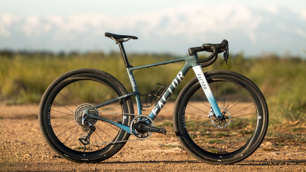 klingel rennrad lenkerende Arkım Klingel, 100dB Fahrradklingel, Kupferlegierung Mini Fahrradklingel für Drop Bars (27-30 mm) Rennradlenker, 2025 Neue Aufrüstung Fahrrad Zubehör‌ Sport & Freizeit ZECplusDE Color:Light Lilac/Black Max Klinger, Ein Handschuh