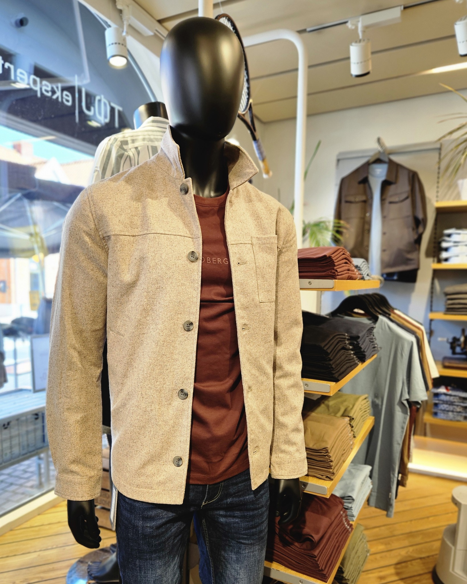 Tøjeksperten - Helsinge - Shop trygt udenfor åbningstiderne ...